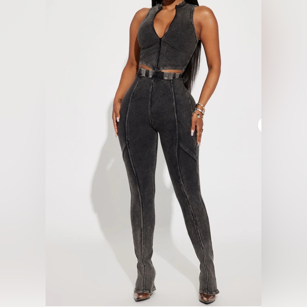 Two Piece Set